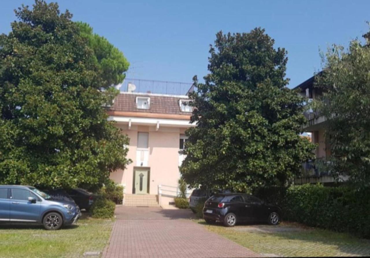 La Magnolia Apartments II Rose Desenzano del Garda Extérieur photo