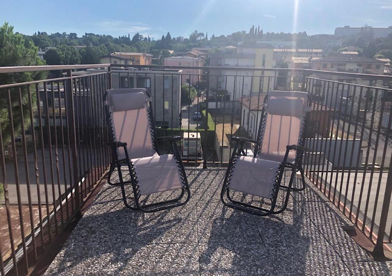 La Magnolia Apartments II Rose Desenzano del Garda Extérieur photo